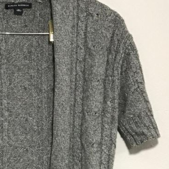 Banana Republic - Picture 2 of 4